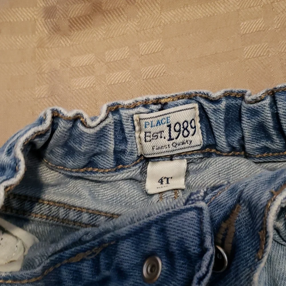 Childrens Place Denim Shorts (267) - Picture 4 of 4